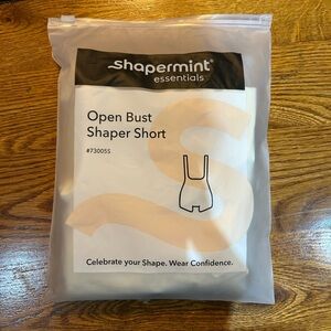 Beige Shapermint open bust shaper short. Size Small. NWT